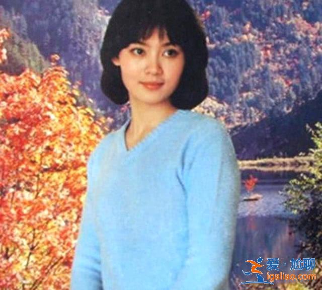 比劉雪華還耐看的女明星，今64歲自然老去的臉，看著仍很優雅