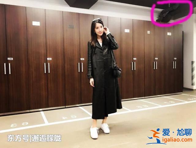 林志穎老婆曬照，明星家的衣柜就是闊氣，仔細看能看出不少的貓膩