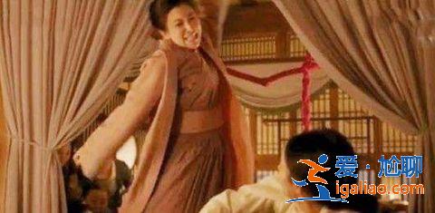 《知否》朱曼娘給懷孕的明蘭下藥讓她嘔吐不止 齊衡的做法太解氣了