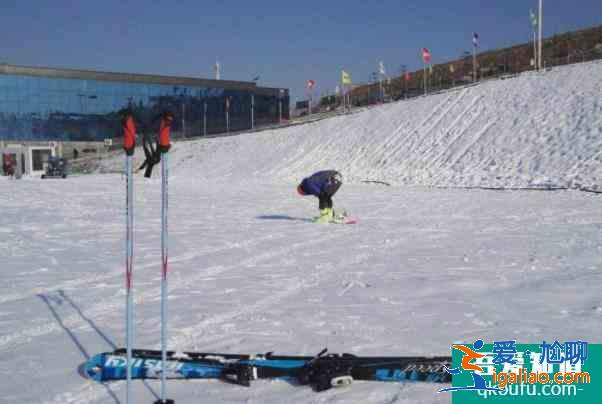 2022濟寧元旦春節燈會和滑雪的地方？
