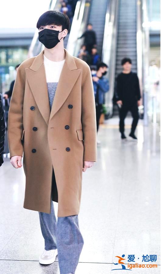 陳立農時尚表現力也太強了，簡單的造型卻能如此高級！超霸氣！