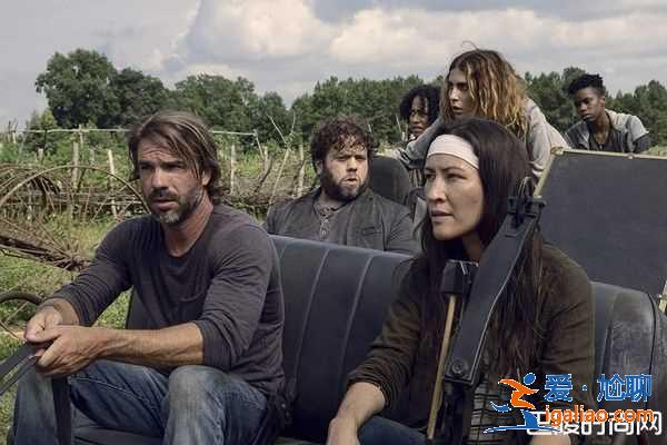 《行尸走肉》最強反派低語者Alpha來了 人氣角色耶穌領便當? 《行尸走肉》最強反派低語者Alpha來了 人氣角色耶穌領便當?