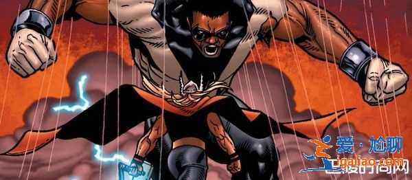 《蟻人2:黃蜂女現身》他原來也是英雄 變身畫面全刪? 《蟻人2:黃蜂女現身》他原來也是英雄 變身畫面全刪?