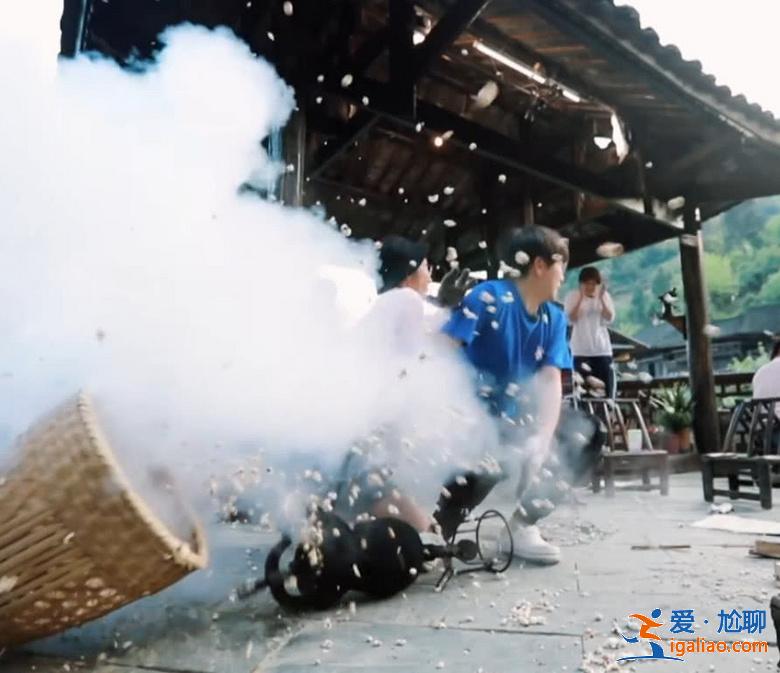 《向往的生活3》池子又炸一鍋爆米花，吼聲壯膽彭昱暢被震懵