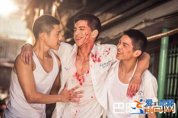 《斗魚》電影版什么時候上映？5層樓翻窗超危險被批？