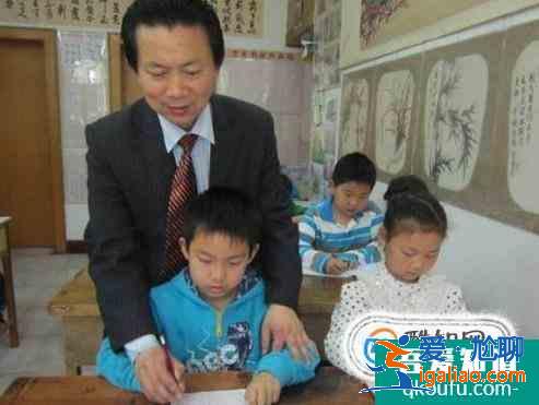 小孩寫不好字怎么辦？？