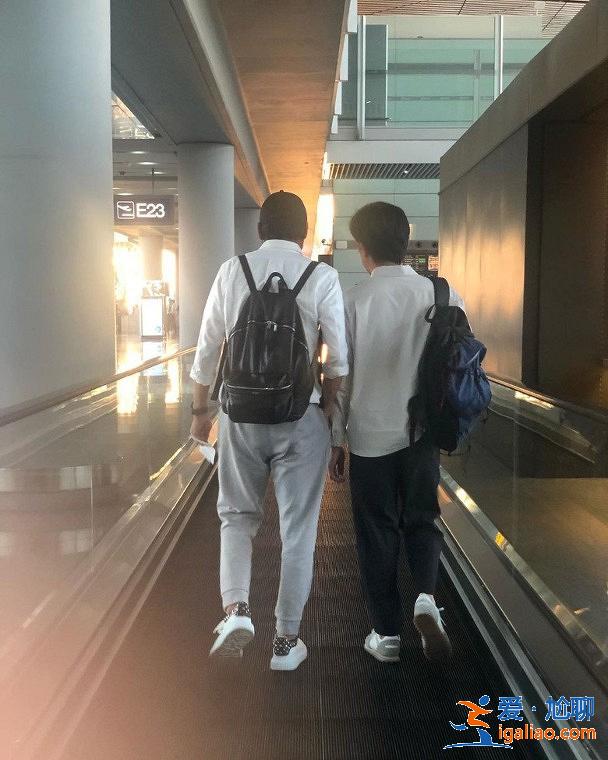 都叫Tony Leung！梁朝偉梁家輝機場偶遇合影