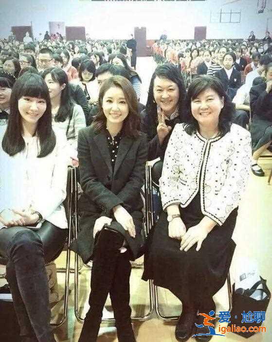 林心如生子后曬學生證攻讀碩士，13前年曾自稱是小學畢業文憑