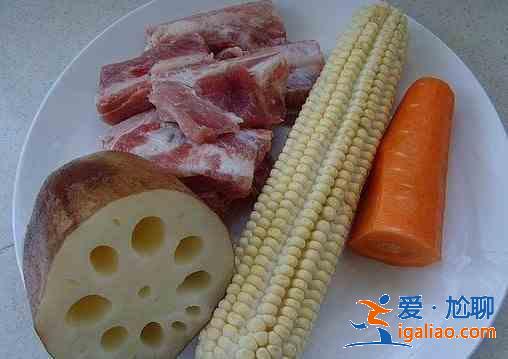 玉米蓮藕排骨湯的做法? 玉米蓮藕排骨湯的做法?