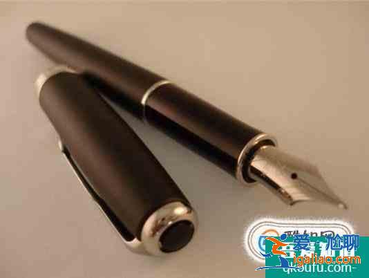 學生鋼筆哪個牌子好用？？