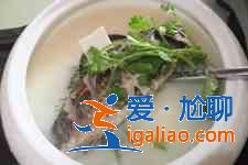 鯽魚湯怎么做好吃? 鯽魚湯怎么做好吃?