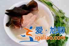 白蘿卜海帶排骨湯做法? 白蘿卜海帶排骨湯做法?