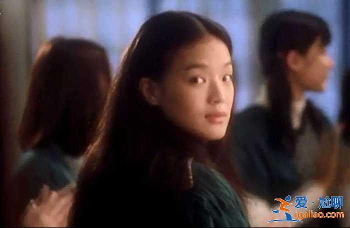 被迫輟學養家,成功轉型實力演員,舒淇“丑小鴨”變成“白天鵝” 被迫輟學養家,成功轉型實力演員,舒淇“丑小鴨”變成“白天鵝”