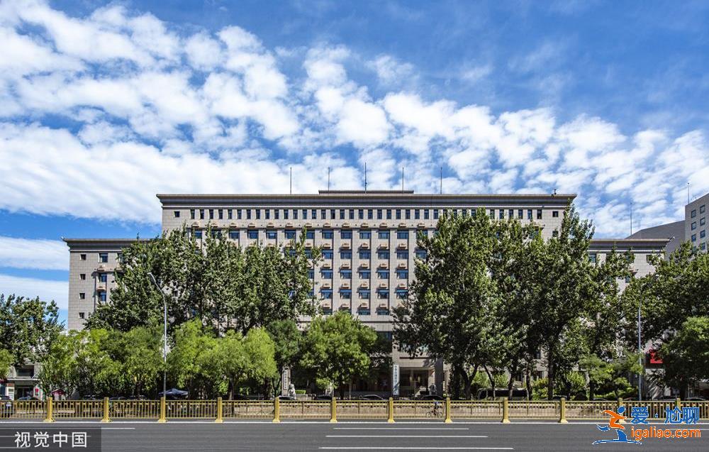 從“小賣部”到“大賣場”？