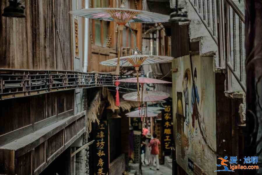 西江苗寨一日游怎么玩，西江苗寨一日游有哪些必游景點(diǎn)，西江苗寨一日游攻略？