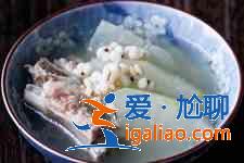 冬瓜薏米排骨湯? 冬瓜薏米排骨湯?