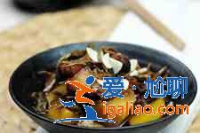 豆角燉肉的做法? 豆角燉肉的做法?