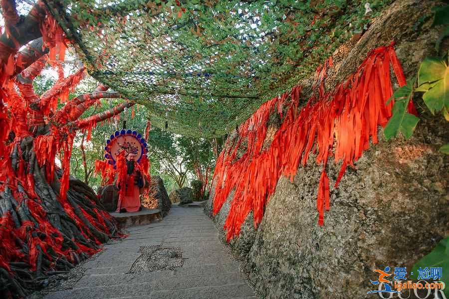 三亞鹿回頭風景區值得去嗎？三亞鹿回頭風景區游玩大解析？