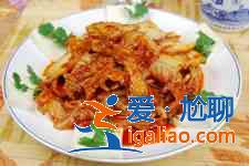 辣白菜炒五花肉? 辣白菜炒五花肉?