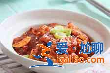 辣白菜炒五花肉? 辣白菜炒五花肉?