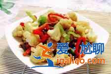 花菜炒肉的做法？