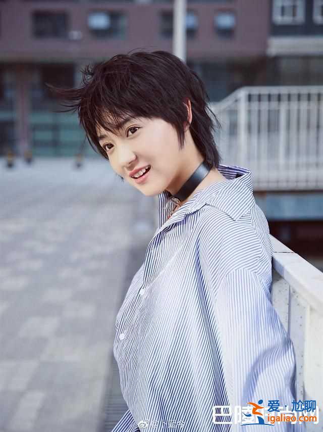 《忽而今夏》女主何洛扮演者卜冠今個人資料背景照片？