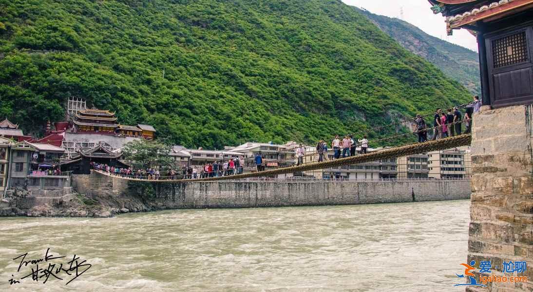 川西值得去的地方有哪些,五月川西環(huán)線游路過哪些景點? 川西值得去的地方有哪些,五月川西環(huán)線游路過哪些景點?