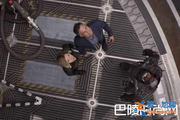 《復仇者聯盟3》浩克和黑寡婦的感情真相？