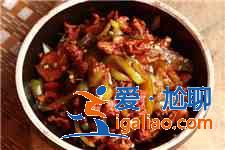 春節年夜飯：辣椒炒肉的做法大全？