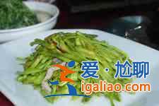 黃花菜炒肉的做法? 黃花菜炒肉的做法?