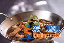 雞肉燉蘑菇？