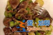 芹菜炒雞胗的做法？