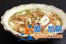 老母雞燉湯的做法？