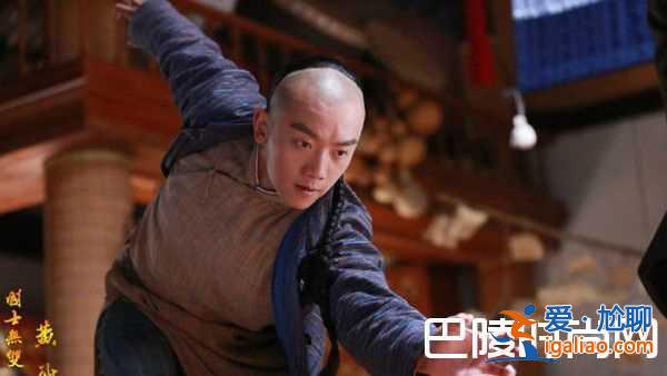《國士無雙黃飛鴻》黃飛鴻喜歡誰 是莫桂蘭嗎？？