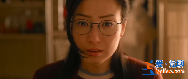 第39屆香港金像獎頒獎僅用12分鐘，易烊千璽和周冬雨獲最佳男女演員