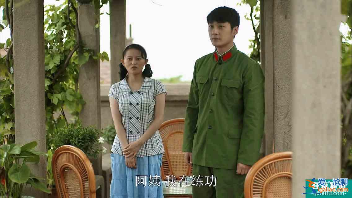 《父母愛情》陳旭僅出現15分鐘，卻憑三處細節，成為“安杰反面”？