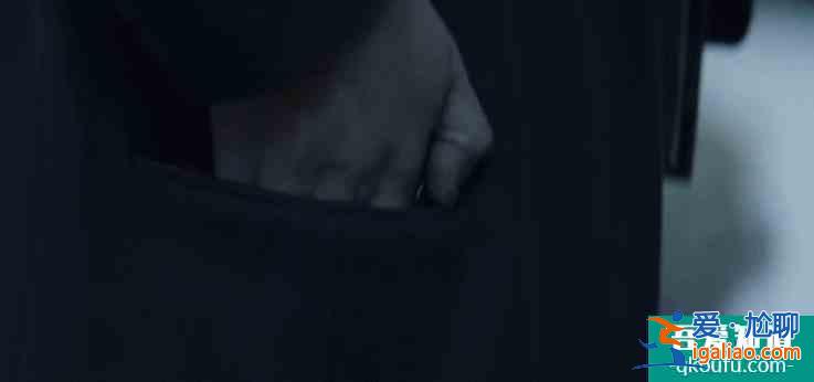 轉(zhuǎn)發(fā) 微博 Qzone 微信 三刷《看不見的客人》，終于看懂了打火機(jī)、？