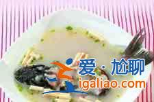 通草鯽魚湯? 通草鯽魚湯?