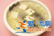 鯽魚豆腐湯的做法？