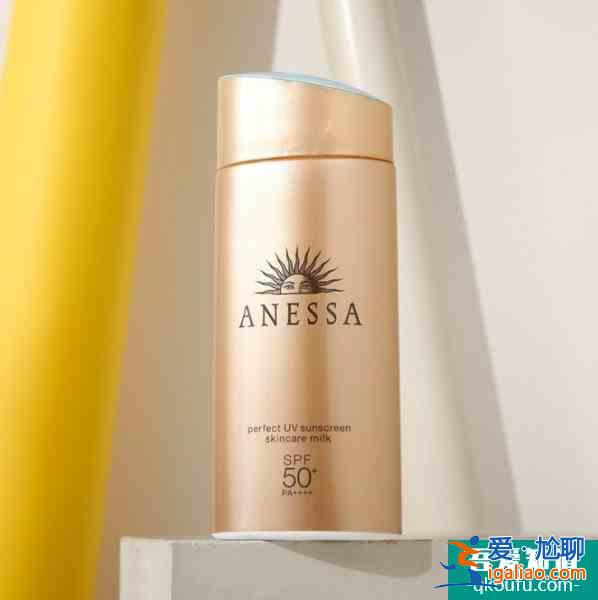 安耐曬變成水了能用嗎 安耐曬金瓶怎么像水一樣? 安耐曬變成水了能用嗎 安耐曬金瓶怎么像水一樣?