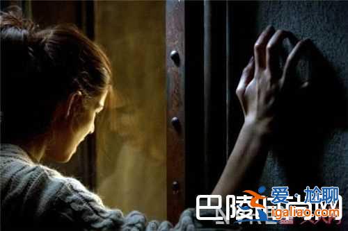 美版《午夜兇鈴3》介紹 美版《鬼來(lái)電》介紹《黑暗》2016介紹《情場(chǎng)玩咖》介紹鄰家特工介紹《臨終千言？