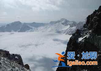 長白山萬達滑雪場門票多少錢，長白山萬達小鎮住哪好？