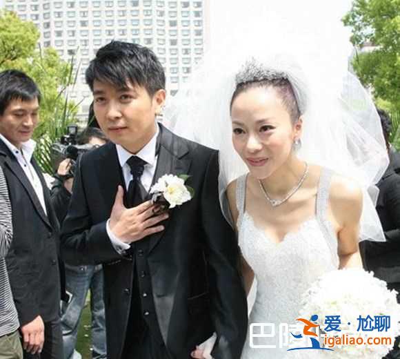 保劍鋒老婆出生年月日 何珈好比保劍鋒大幾歲？