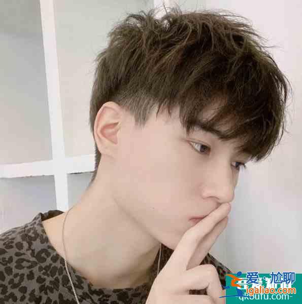 留碎蓋頭的好處 碎蓋頭去理發店怎么剪? 留碎蓋頭的好處 碎蓋頭去理發店怎么剪?