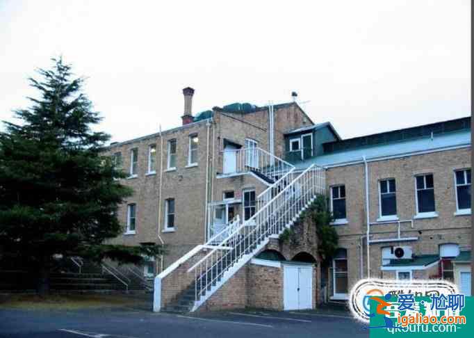 新英格蘭大學附近租房攻略及房租是多少?? 新英格蘭大學附近租房攻略及房租是多少??