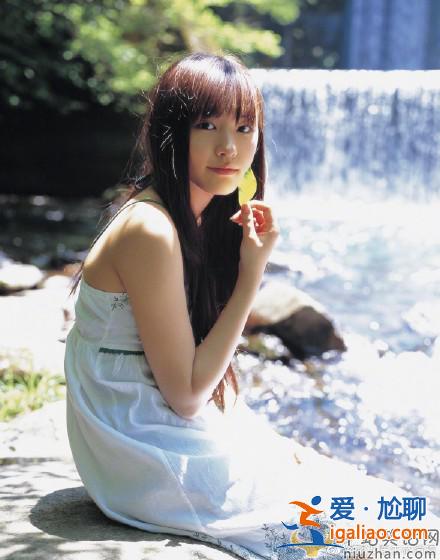 新垣結(jié)衣臉變形是整容了嗎?新垣結(jié)衣回應(yīng)臉型變了 新垣結(jié)衣臉變形是整容了嗎?新垣結(jié)衣回應(yīng)臉型變了