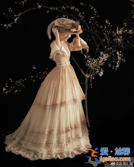吳倩發文宣布與張雨劍離婚 吳倩孕婦照寫真曝光