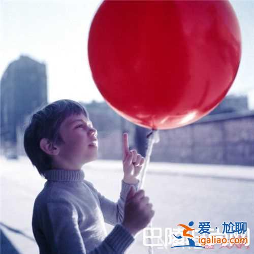 百老匯旋律1940介紹 睡美人介紹紅氣球介紹一個明星的誕生介紹持攝影機的人介紹午夜巴黎介紹八部半介紹? 百老匯旋律1940介紹 睡美人介紹紅氣球介紹一個明星的誕生介紹持攝影機的人介紹午夜巴黎介紹八部半介紹?