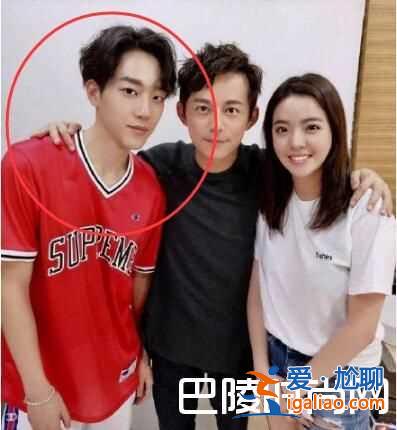 王中磊老婆和女兒逛街 王中磊女兒男友是誰？？