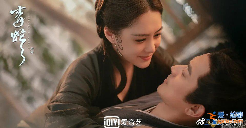 41歲阿嬌挑戰(zhàn)青蛇造型，嫵媚動人嬌艷欲滴